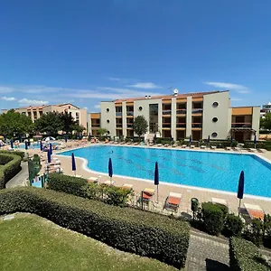  Appartamento Villaggio Ai Ginepri Italia